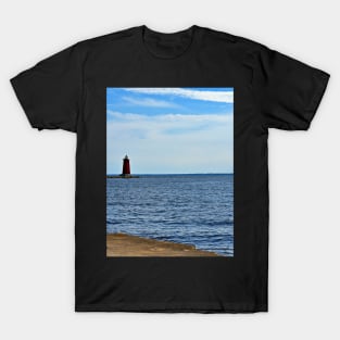 Manistique Pierhead Lighthouse on Lake Michigan T-Shirt